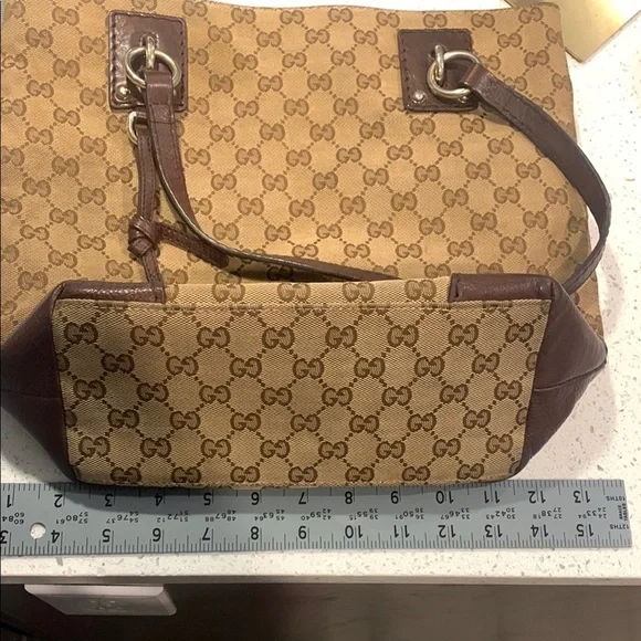Gucci Brown Monogram Tote Bag EUC - Picture 13 of 13